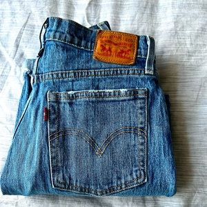 Levi jeans